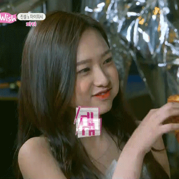 [에이프릴] 예나의 표정 습관 gif | 인스티즈