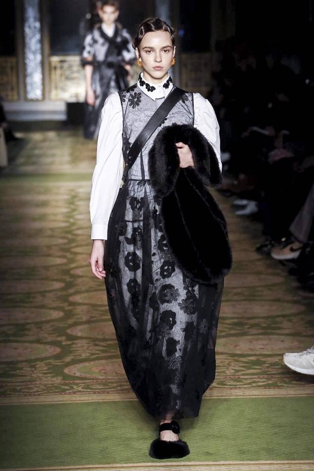 2017 F/W Simone Rocha 컬렉션 (최소라) | 인스티즈