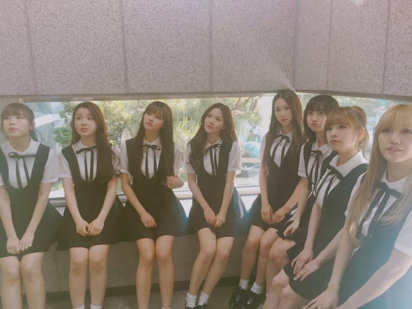 2017년 첫 오마이걸.JPG | 인스티즈