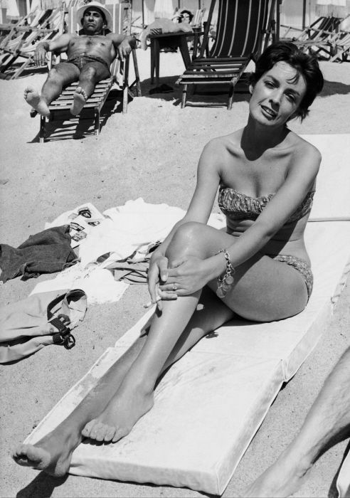 [마리라포레] 영화 태양은 가득히에 남주 상대역으로 나왔던 프랑스출신 배우겸 가수 | 인스티즈