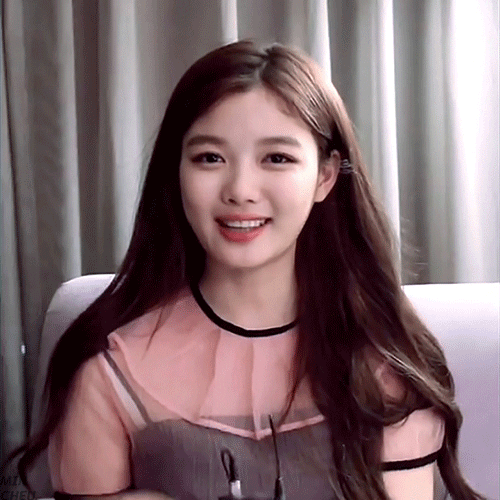 김유정 손키스.gif | 인스티즈