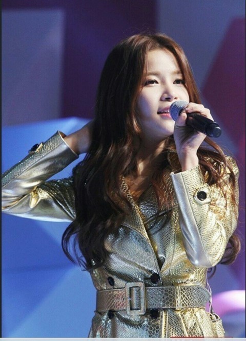 마마무 리더겸 메인보컬 솔라 .jpg | 인스티즈