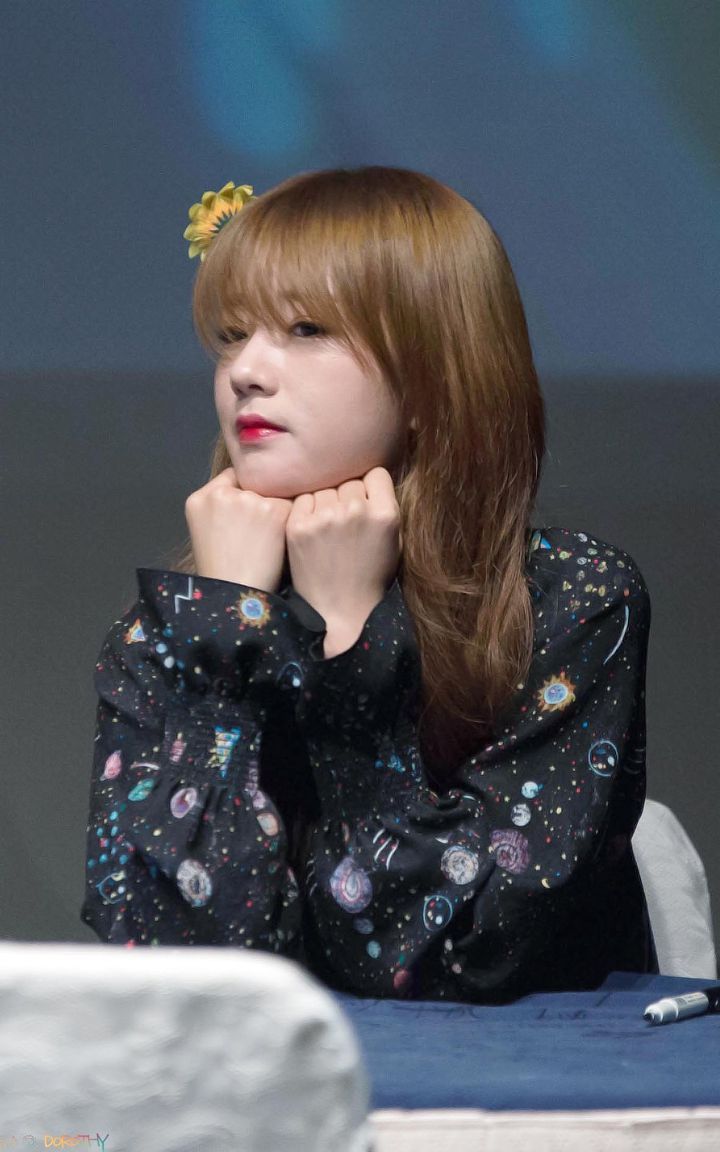 새벽에 보는 에이핑크 윤보미.jpgif | 인스티즈