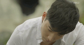 [태양의후예] 잘생긴게 제일 재밌어ㅇㅅㅇ | 인스티즈