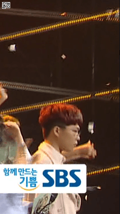 귀여운 예리와 수현이.gif | 인스티즈