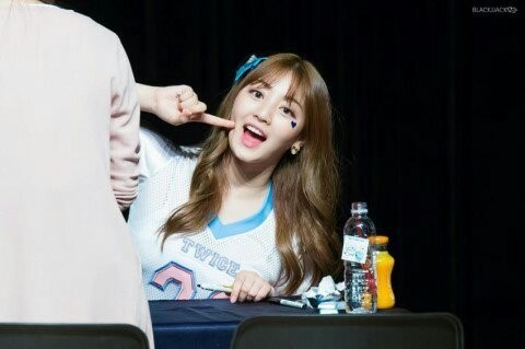 2월1일은 트와이스 지효 보고가세요 | 인스티즈