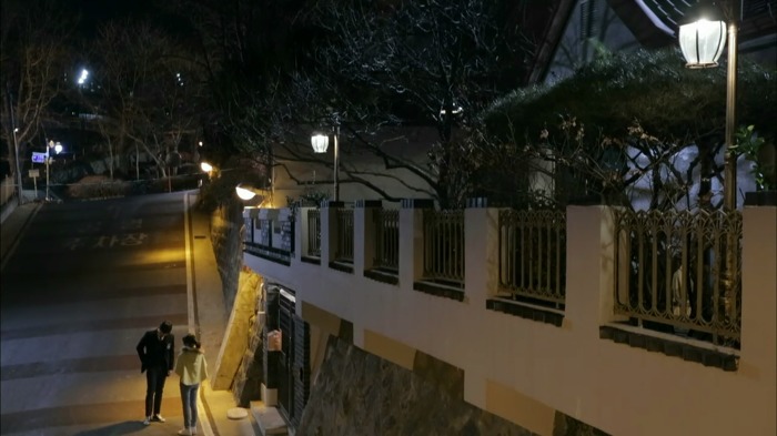 [엔젤아이즈] 눈이 안보이는 남지현을 이해하려고 눈을 가리고 다니는 강하늘.jpg | 인스티즈