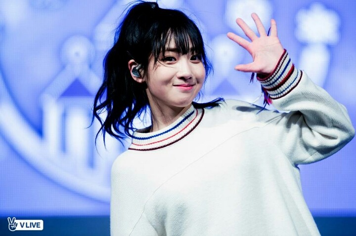 흑발이 너무 이쁜 러블리즈 지애 | 인스티즈