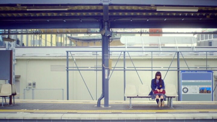 교복을 입었지만 로리..?로리타요..??그게 뭐죠?? 먹는건가요?? 우걱우걱?? 인 뮤비들!! | 인스티즈