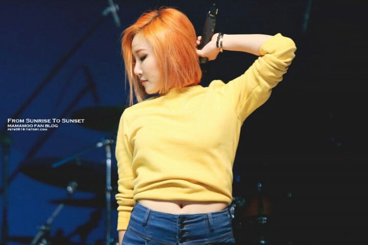  마마무에서 하체와 머리색을 담당하는 화사 청발 vs 홍발 vs 금발 vs 흑발 | 인스티즈