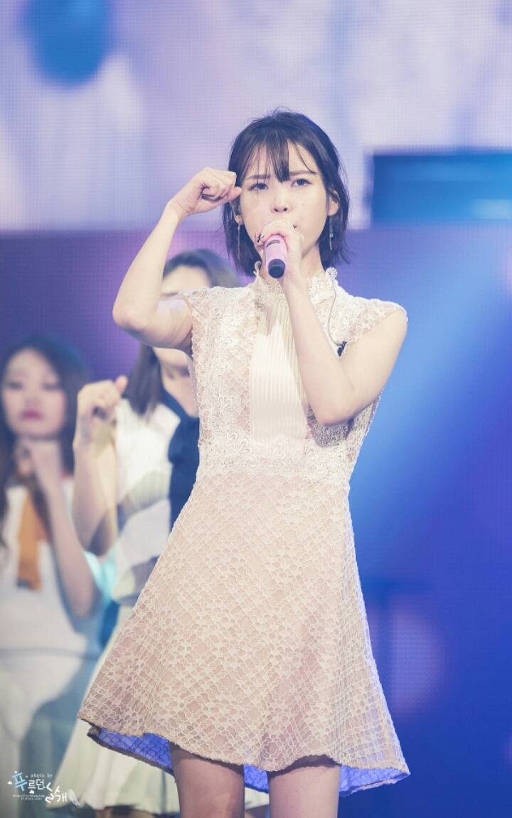 아이유 사진 50장 | 인스티즈
