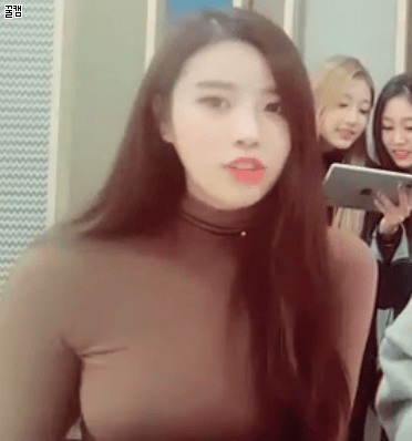 어제자 V앱 러블리즈 미주 움짤.gif | 인스티즈