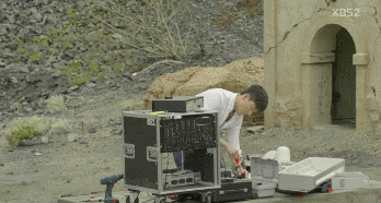 [태양의후예] 잘생긴게 제일 재밌어ㅇㅅㅇ | 인스티즈