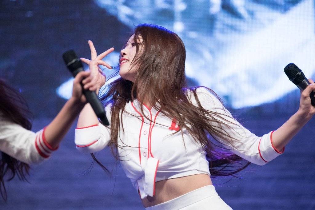 [러블리즈] 내가 제일 좋아하는 의상을 입어줘서 미주 | 인스티즈