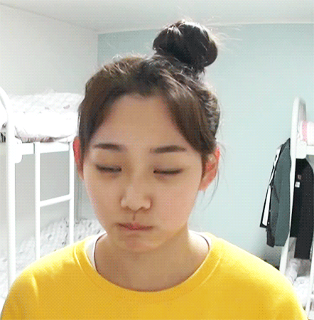 강미나 똥머리.gif | 인스티즈