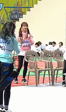 [아육대] 러블리즈의 빵청객.gif | 인스티즈