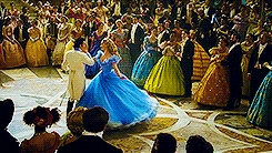 영화 속 가장 인상적이었던 5가지 색 드레스들.dresses | 인스티즈