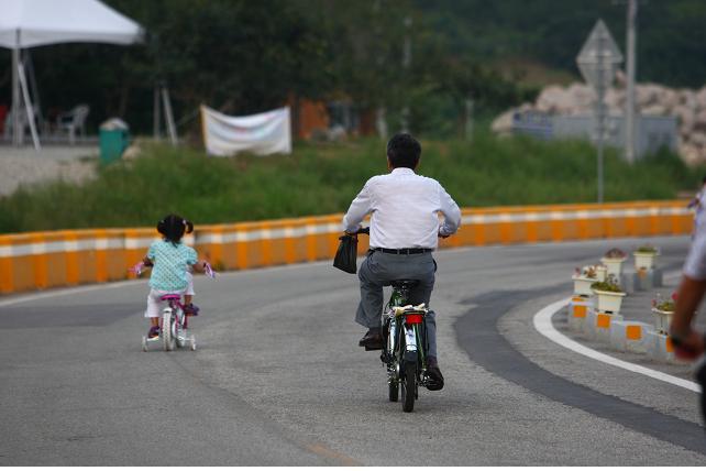 서거 후에도 임기시절 청와대 막내들에게 아직까지도 사랑한다는 말을 듣는 대통령 | 인스티즈