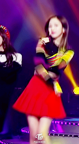 미나 언니~ 그래서~ 소곤소곤 말하는 챙 | 인스티즈