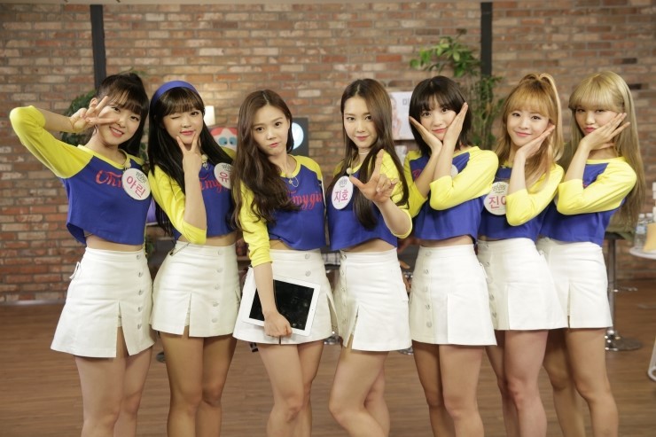 2017년 첫 오마이걸.JPG | 인스티즈