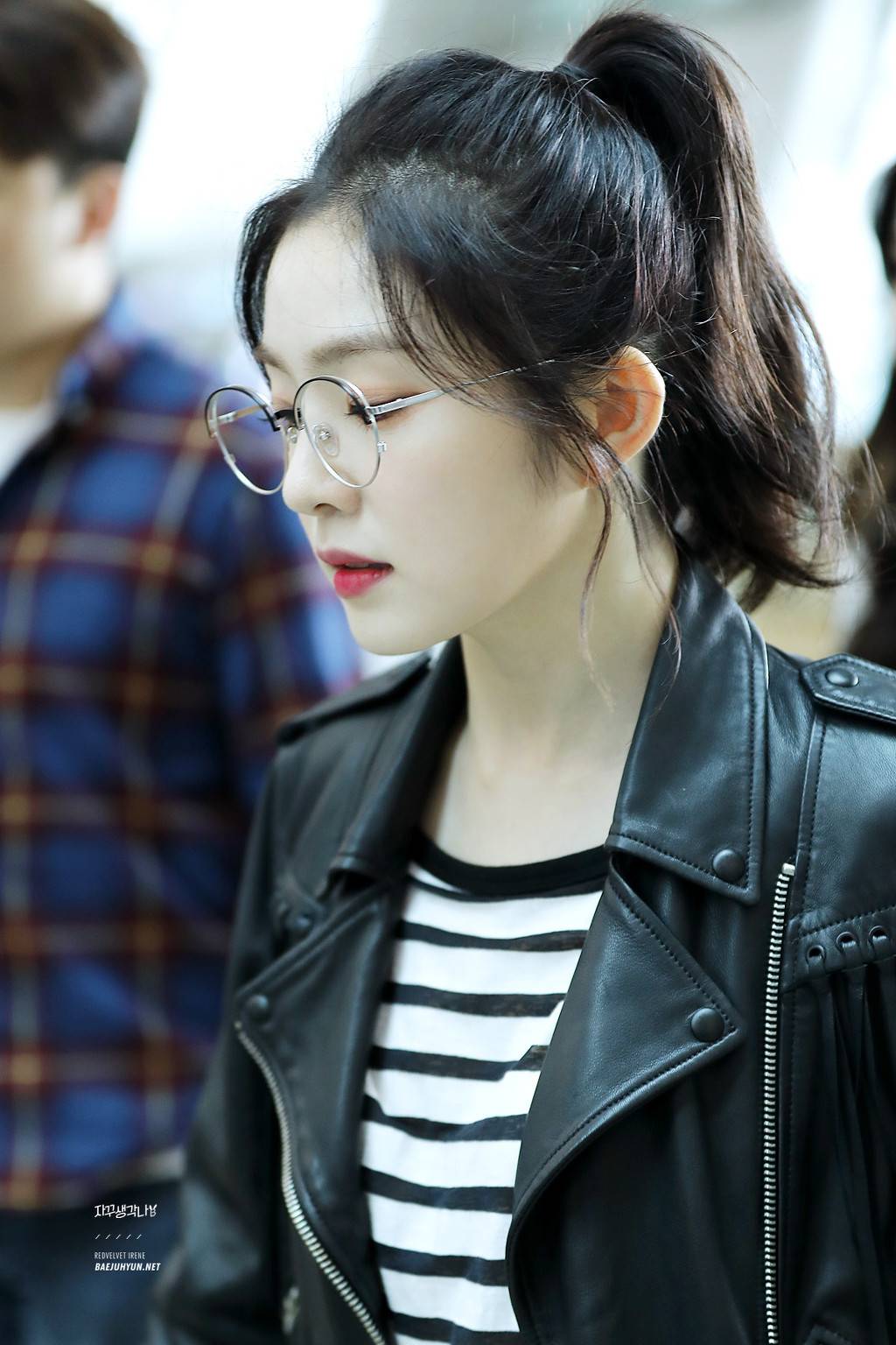 안경도 잘어울리는 아이린.jpg | 인스티즈