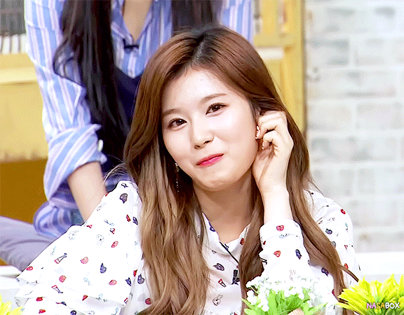 사나 오빠생각.gif | 인스티즈