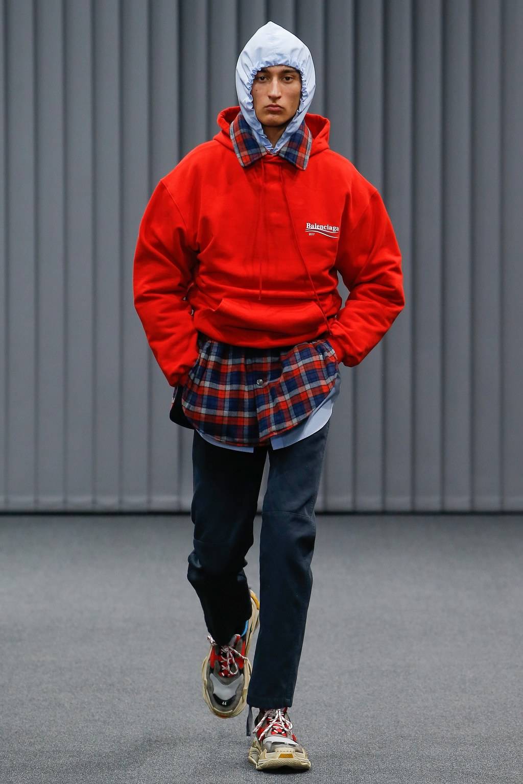 베트멍의 2번째 Balenciaga 2017.18 F/W 남성복 컬렉션 | 인스티즈