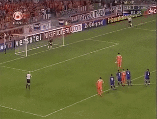 봐도봐도 터지는 반니스텔루이 레전드.gif | 인스티즈