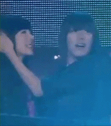 소녀시대 멤버들이 지난 10년간 써니의 귀를 막아줬던 이유 | 인스티즈