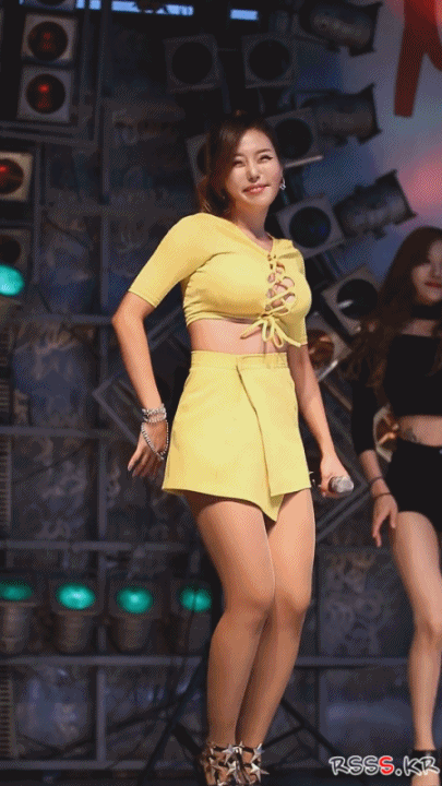 일요일 아침을 여는 건강미 넘치는 댄스걸 | 인스티즈