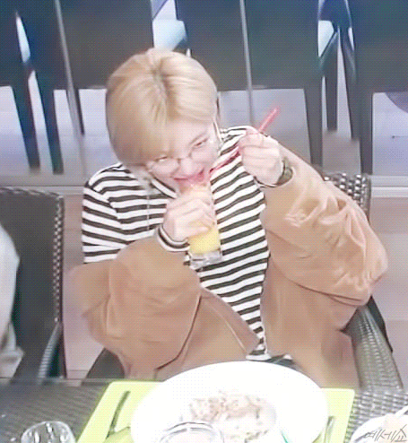 잘먹는 유정연.gif | 인스티즈