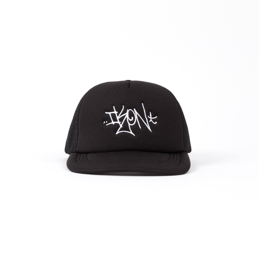 로고를 기깔나게 뽑아놔서 스트리트 브랜드 같아 보이는 어느 아이돌 굿즈.jpg | 인스티즈