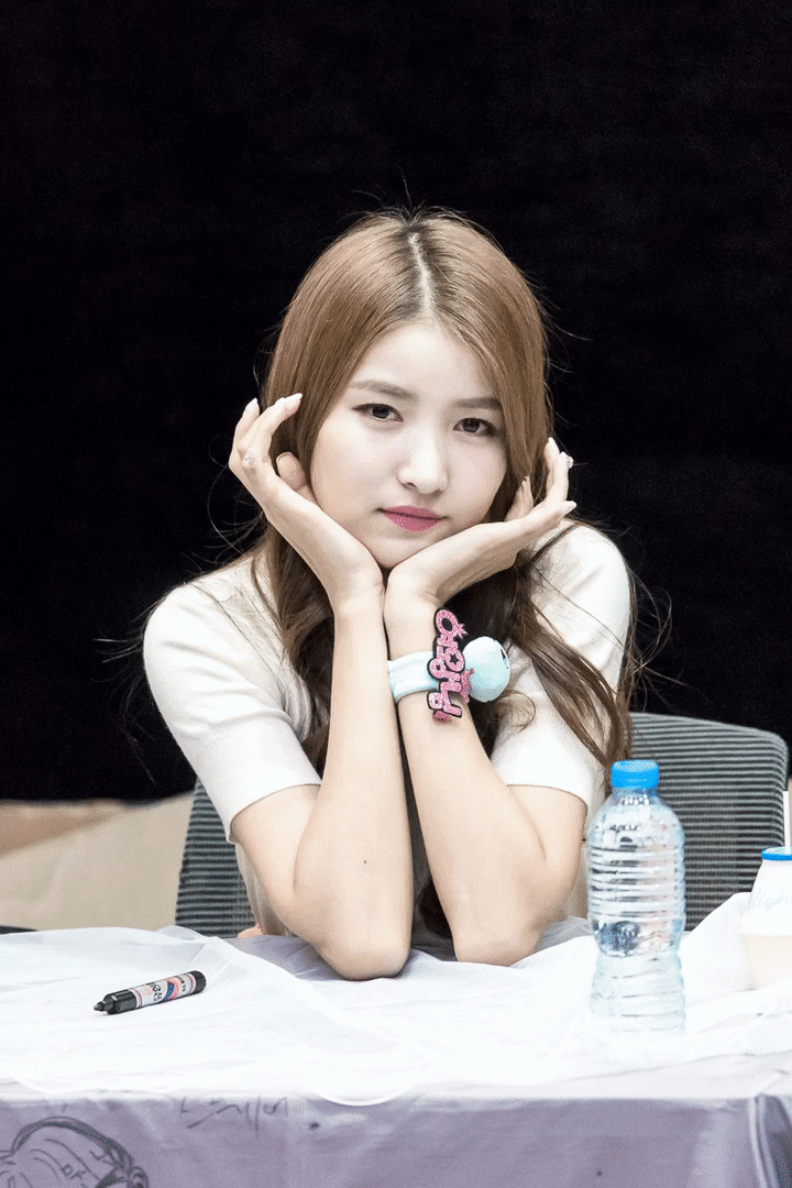 이쁜데 매번 사이드행인 아이돌 .jpgif | 인스티즈