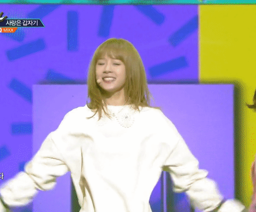 순하게 생긴 걸그룹 처자 | 인스티즈