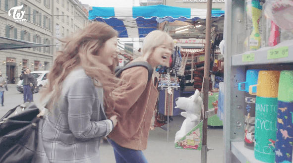 스위스에서 매력터지는 사나 | 인스티즈