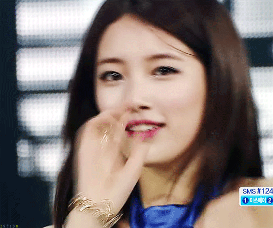 화려하게 생겼다 수수하게 생겼다 의견이 엇갈리는 수지 이목구비 | 인스티즈