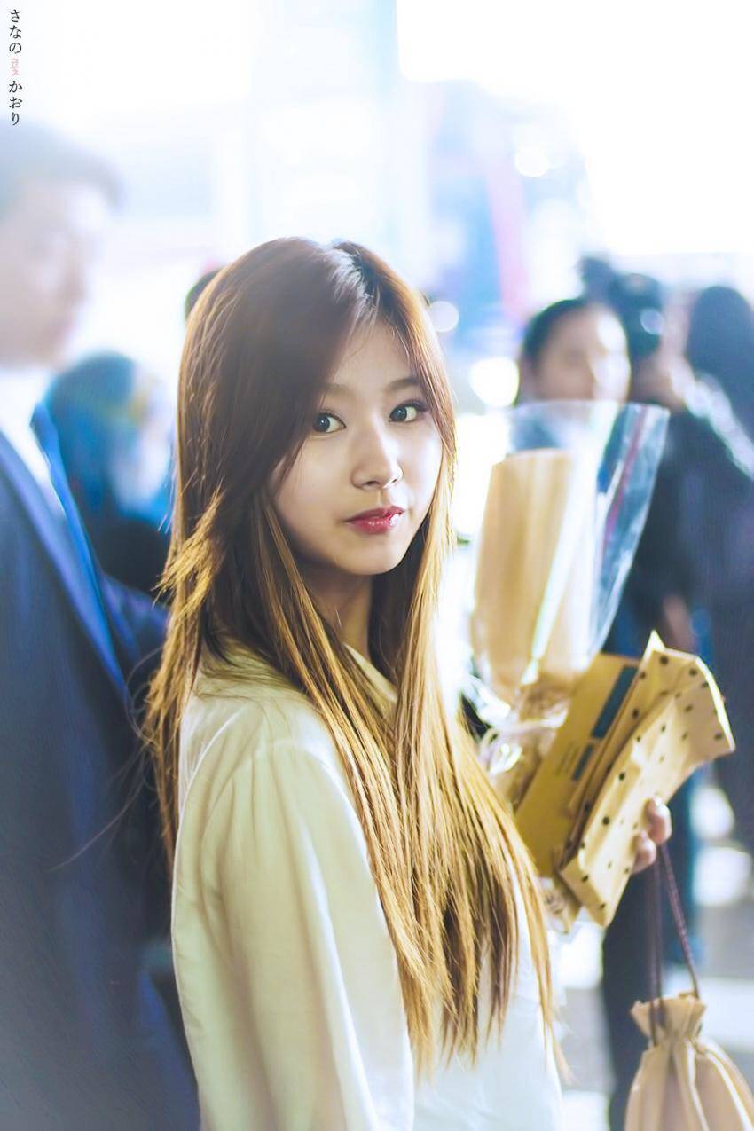 170430 인천공항 입국하는 미나 | 인스티즈