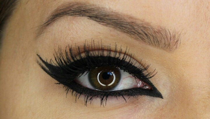 아이라인의 가장 효과적인 용도 | 인스티즈