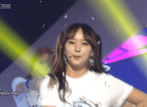 오늘자 인기가요 양갈래 머리 성소 | 인스티즈