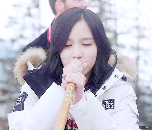 알프스🗻가서 알펜호른 불려고 노력하는 🐧 미나리 | 인스티즈