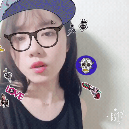 얼굴 막 쓰는 소혜 | 인스티즈