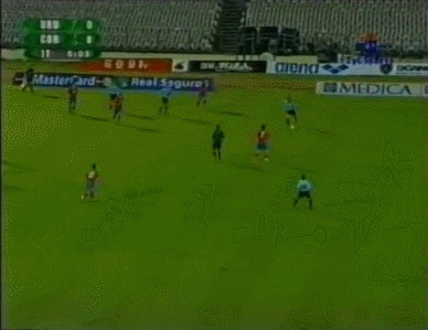 대한민국 vs 우루과이 (2002년).gif | 인스티즈