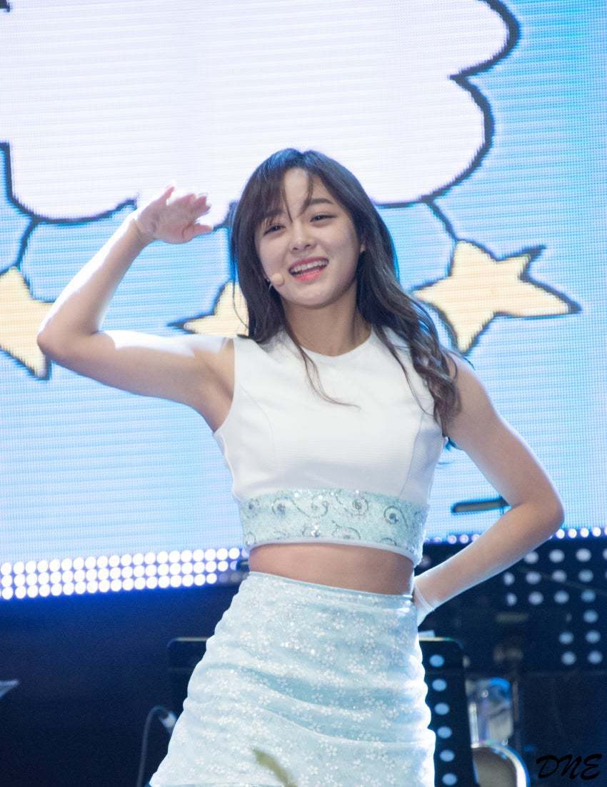 온 몸이 근육질인 걸그룹 멤버.JPGIF | 인스티즈