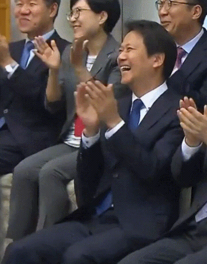 최애와 차애가 만나 신난 듯한 균블리 인스타그램 관리자 | 인스티즈