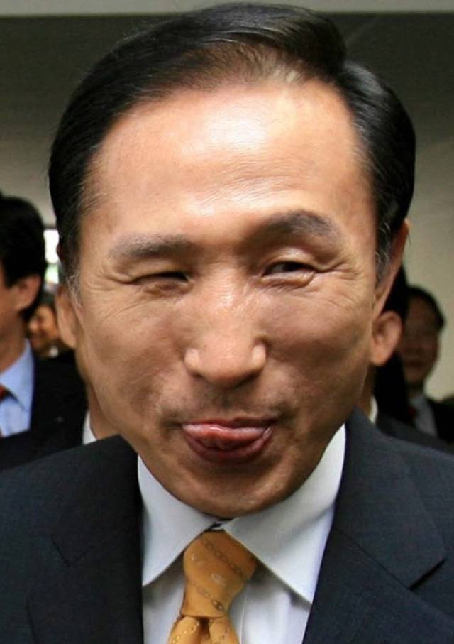 라이온킹과 우리나라 정치 상관관계.jpgs | 인스티즈