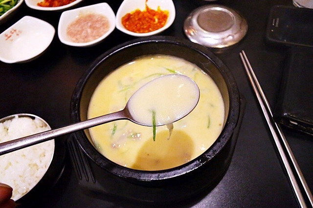 호불호 갈릴 치즈돼지국밥 | 인스티즈