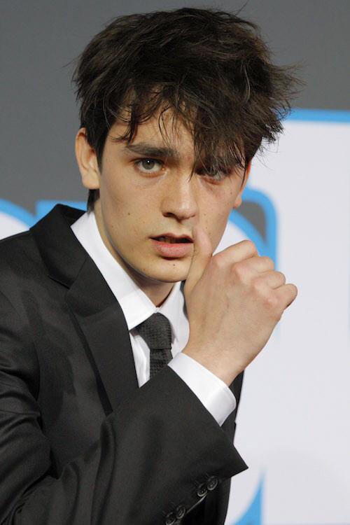 알랭들롱의 유전자를 잘이어받은 아들,손녀 | 인스티즈