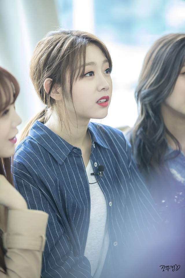 진짜루 예쁜 러블리즈 지수. JPG | 인스티즈