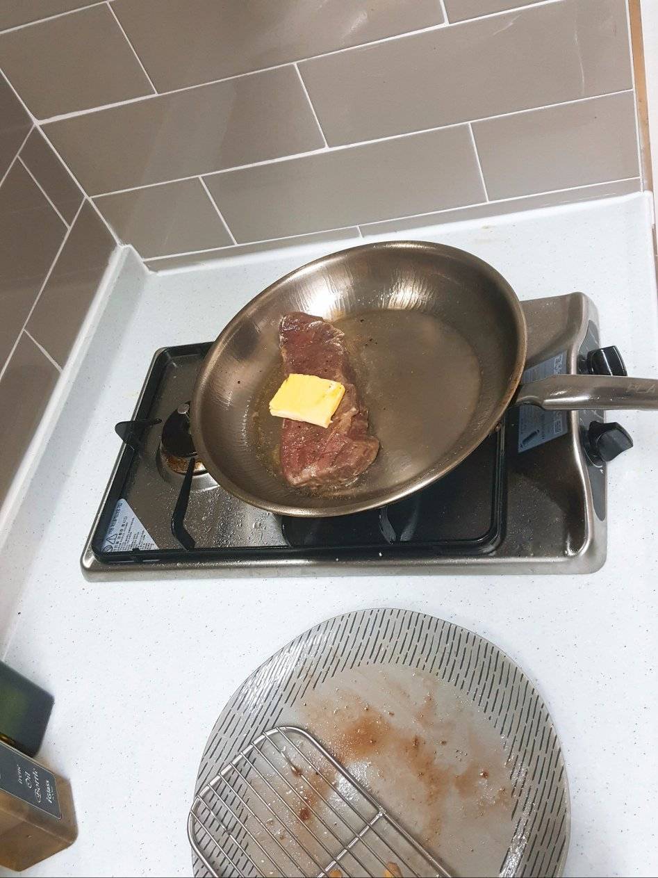 취미로 요리하는 30살 남자의 스테이크 | 인스티즈