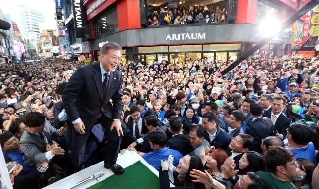 문재인 vs 홍준표 유세현장 차이 | 인스티즈